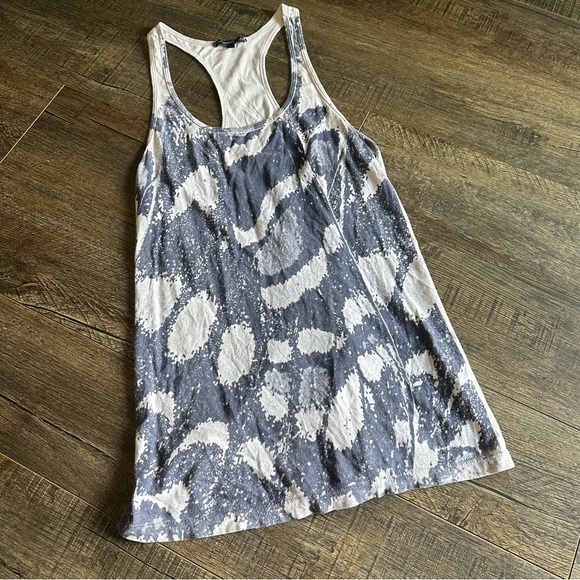 Truly Madly Deeply Tank Top Size Medium Scoop Neck Razorback - Picture 1 of 5